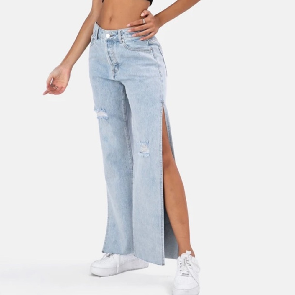 Bernisse Side-Slit Jeans